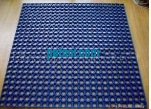 国产蓝色网孔防滑橡胶地垫(100*100cm*15mm) 