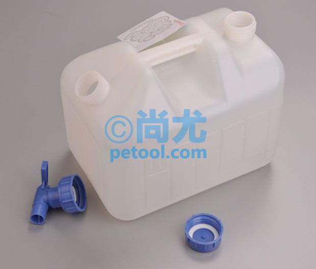 SKU:00252020,国产带龙头化学品方形桶的照片